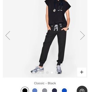 BLACK mandarin collar and black jogger pant! ❤️🥰